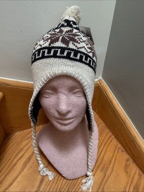 NWT Peruvian Winter Knit Earflap Hat / Chullo Beanie OS